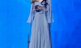 娱乐爆料赵丽颖换造型师,华丽蜕变惊艳亮相！